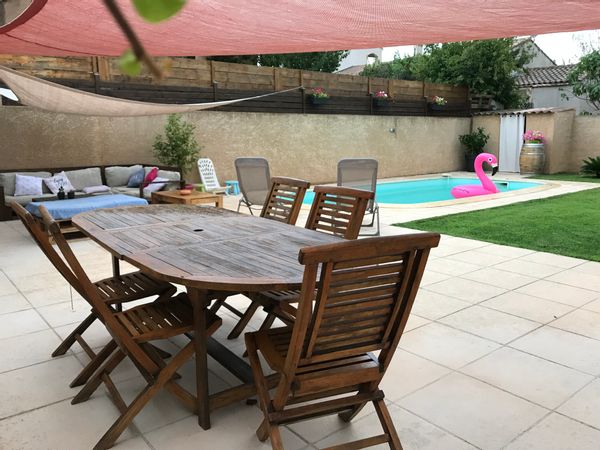 Agréable maison avec jardin et piscine entre narbonne et les plages
