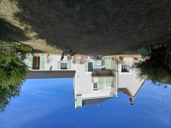 Looking for an exchange in or around DUBLIN .  Ancienne maison de vigneron. in the Loire Valley