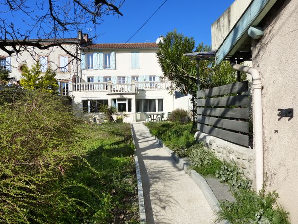 Une maison entre Toulouse et les Pyrénées