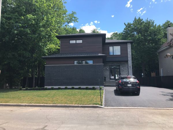 15 min from Montréal