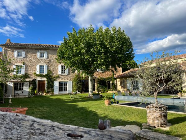 La maison de Marie à Roussillon à 5 km de Gordes en plein cœur du parc du Luberon en Provence