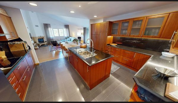 Appartement au dernier étage, avec 3 chambres doubles et une terrasse vue magnifique sur la montagne