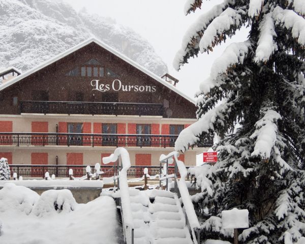 Appartement spacieux plein Sud ,  grand balcon au coeur de Valloire . Pas dispo vacances hivers