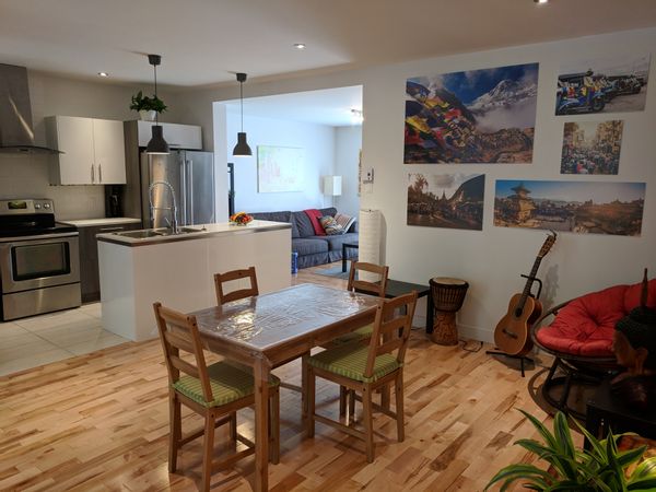 Été 2026: maison disponible tout l'été | La maison familiale de 3 étages de Cedric et Andréane