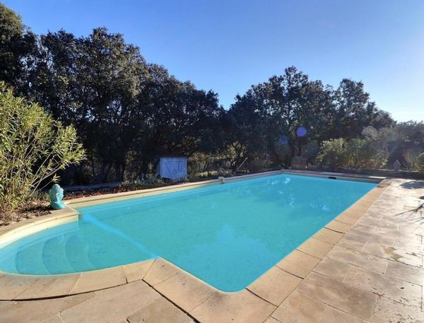 La bonne adresse de Provence JACUZZI  ET PISCINE minimum 4 nuits
