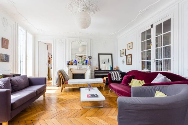 Balcons ensoleillés à Paris en plein coeur de ville