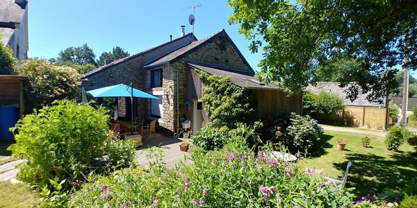 Maison en pierres au coeur de la Bretagne, spacieuse et agréable à vivre
