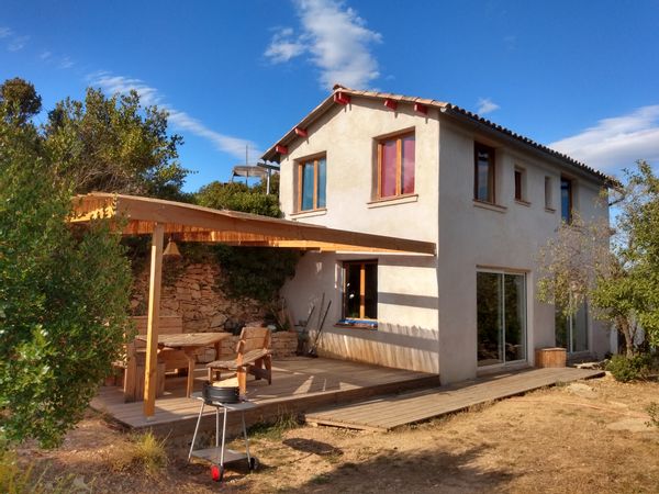 La maison en haut de la falaise