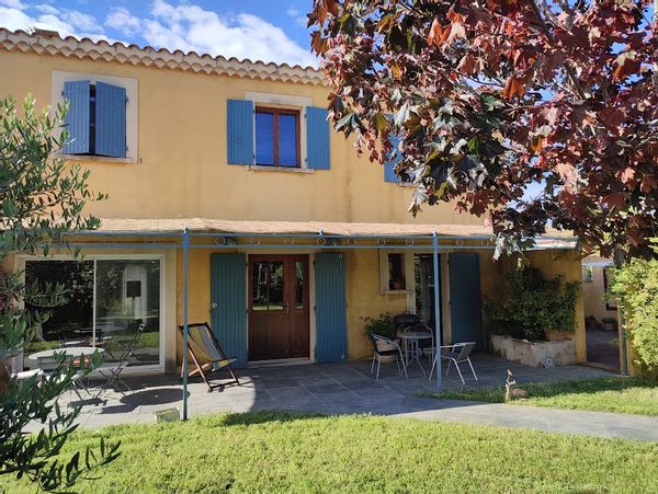 Villa du sud de la France à Calvisson  entre Nîmes et Montpellier