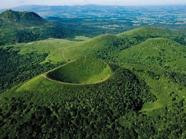La maison de Frédéric, au pays des volcans d'Auvergne