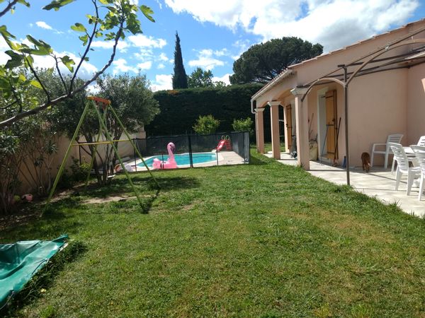 Maison dans le sud avec piscine