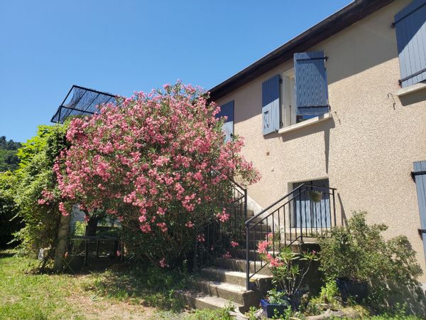 Maison familiale proche rivière