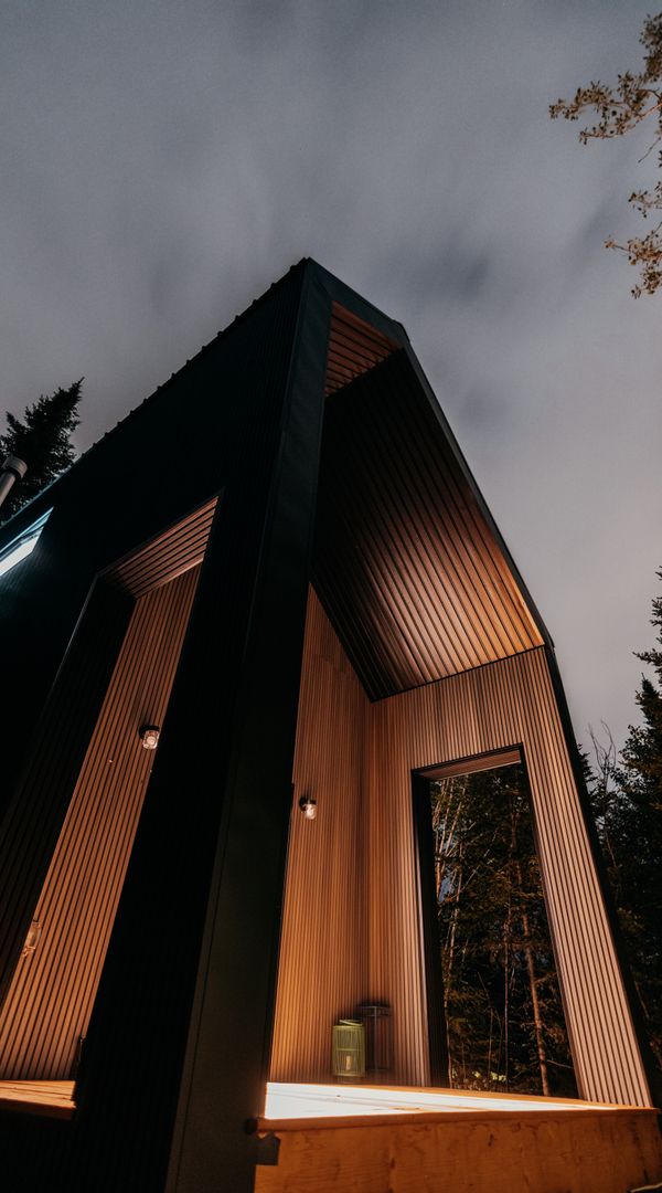 Tiny eco cabin in the forest! Perfect place to chill and enjoy outdoor.