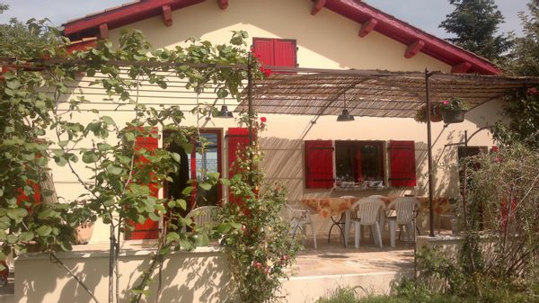 BELLE MAISON AU COEUR DE L'AUVERGNE