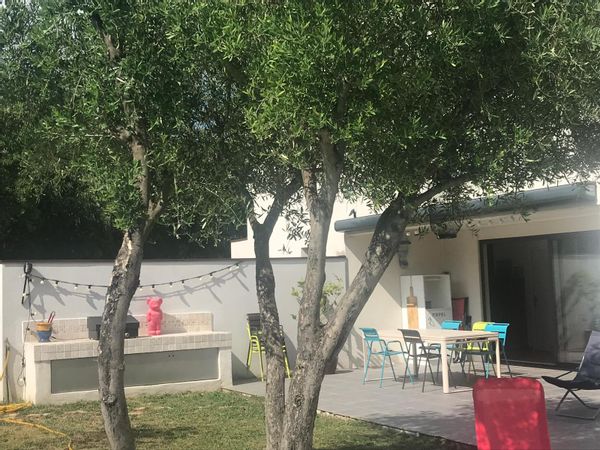 Maison contemporaine avec piscine