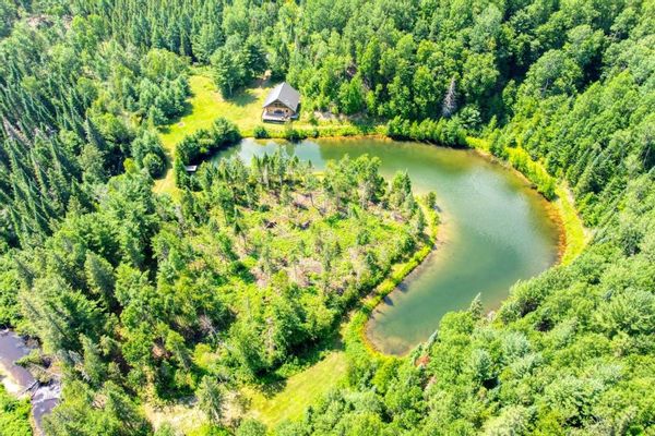 La maison en bois rond de Josianne