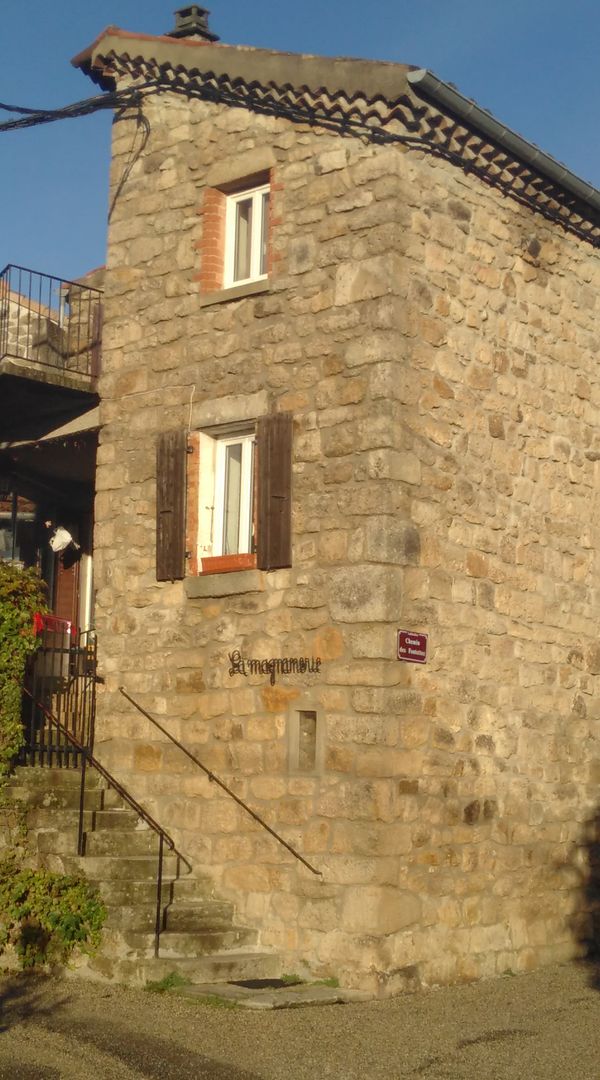 Maison traditionnelle en Pierre, au coeur de l'ardèche méridionnale