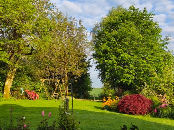 Dans les Ardennes belges, la maison de Yvonne et Guy