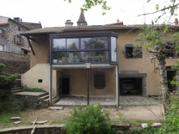 Maison au coeur des Volcans