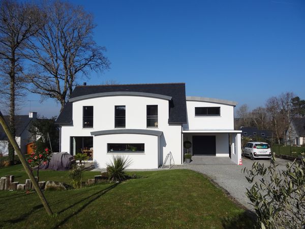 Superbe maison à 10 minutes des plages du Sud Finistère, 5 mn de Fouesnant, 15 mn de Quimper, 20 mn de Concarneau