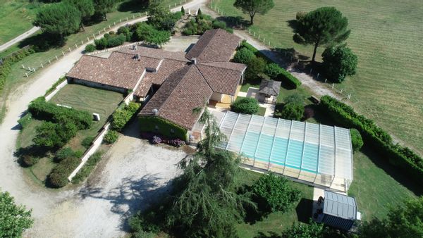 villa 2 ou 3 pièces piscine et jacuzzi ... le rêve devient réalité