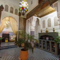 La maison de sanaa rose