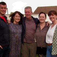 La maison de Pat and Dee with Jenni Ciara and Philip