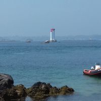 Maison à l'orée des bois entre mer et rivières