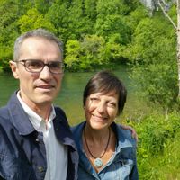 Une maison qui offre les avantages de la ville sans les inconvénients!