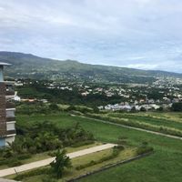 Duplex sur les hauteurs de Sainte Marie, Ile de la Réunion.