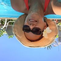 Bas de villa, indépendant, capacité d’accueil 3 personnes, piscine -
