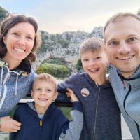 La maison de Delphine, Alexandre et leurs enfants