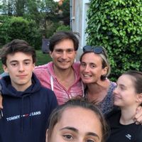 La maison la H family : du moderne dans de l'ancien des années 30 avec piscine, jacuzzi et clim