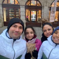 La maison de Armin and Family