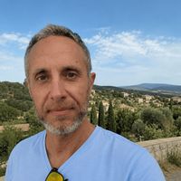 La douceur provençale : maison et jardin au calme, entre Avignon et le Pont du Gard