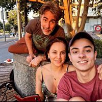 La maison de Caroline, Pedro e Caio