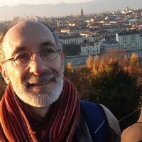 Dans le vieux Lyon avec vue sur Saône