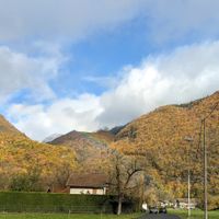 Au pied des montagnes, 2-3 personnes