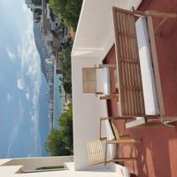 Grand appartement dans Villa indépendante, 3 chambres avec terrasse, 5 min à pied de la plage