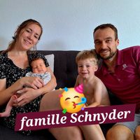 Appartement en attique dans un village proche de toutes les commodités dans les Alpes suisses