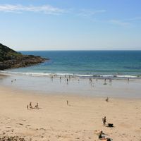 Grande Maison Pierre, ancienne ferme, à 900 m de la plage dans le Cotentin (Normandie)
