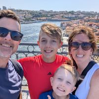 La chaleureuse de Caroline, Mathieu et les enfants