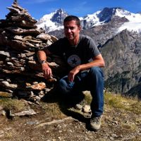 Grand chalet bois et pierres