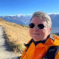 Élégant appartement de 4.5 pièces avec vue imprenable sur les Alpes