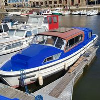Vedette fluviale en Bretagne – Croisière sans permis sur le canal de Nantes à Brest
