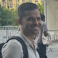 A 25 minutes de Paris en train ou en voiture, cette demeure alliant charme, élégance et confort est le choix parfait pour un séjour relaxant, une escapade inoubliable à Paris avec vos proches ou bien comme hébergement pendant un séminaire d’entreprise.