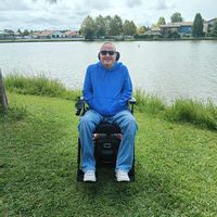 À 10 min des plages Landaises, 400 mètres du lac.