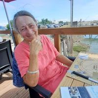 2 CHAMBRES EN HOSPITALITÉ  dans un Ancien chai aménagé au cœur d'un village de l'île.