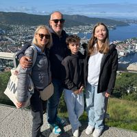 Côte d’Azur : grande maison familiale rénovée, piscine, calme et proche plages