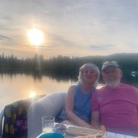 La maison de Daniele Maison canadienne au bord d’un lac, baignade. Située à 25 minutes de Tremblant.